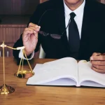 الاستشارات القانونية